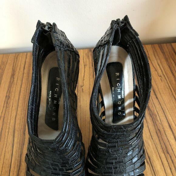 John Richmond Black Leather Strap Stilettos w/ Chrome Heels Size 38 US 7 ½ - Picture 4 of 9